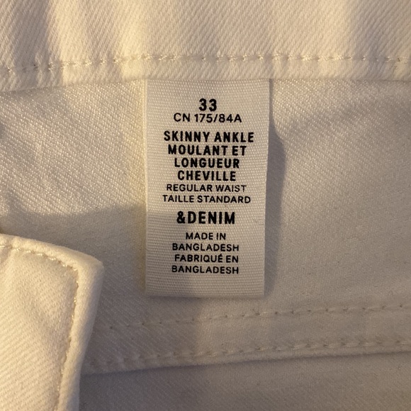 🌸 Women’s White Skinny Jeans - Picture 8 of 10